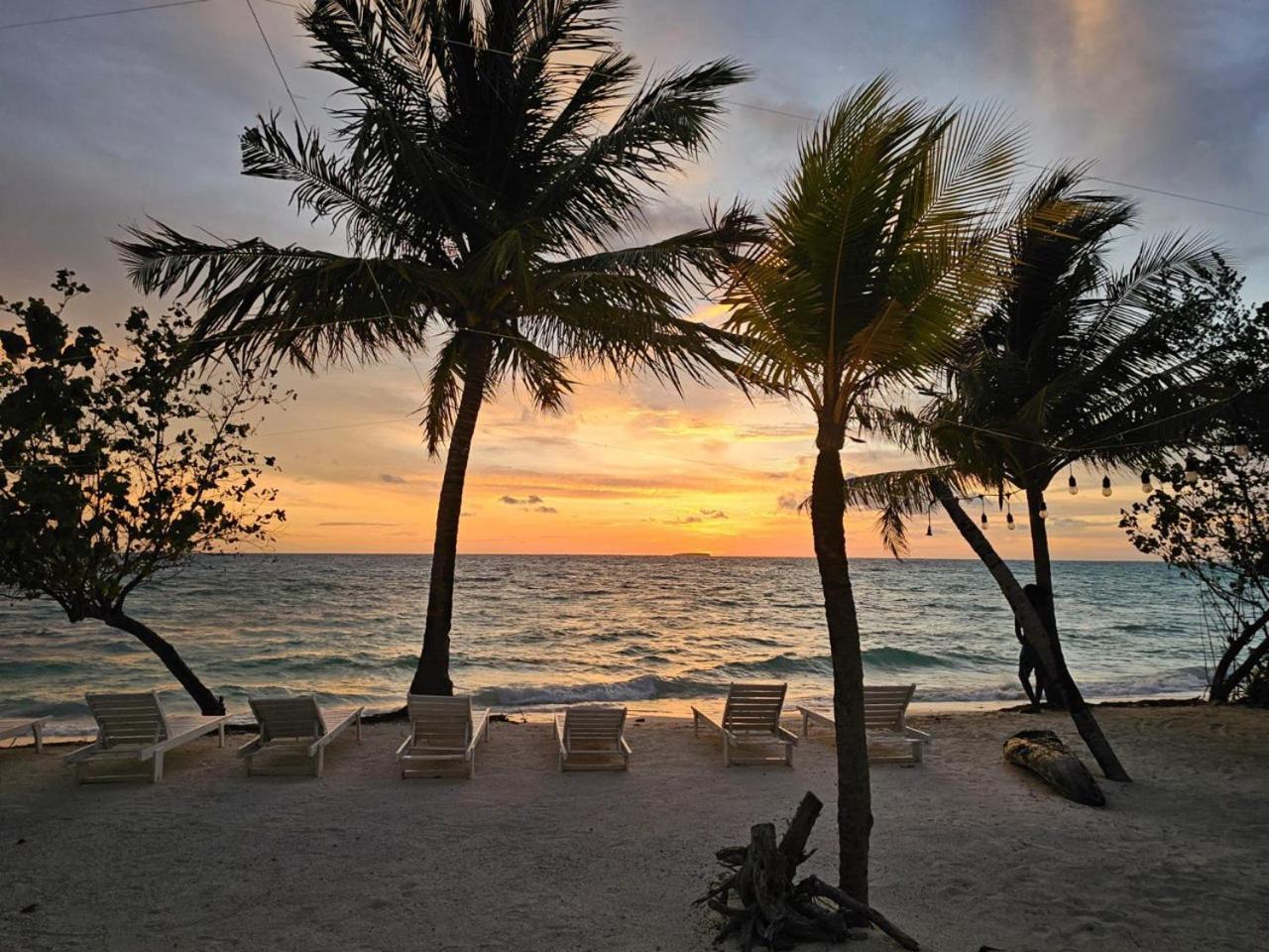 The Sunset Villa ديفوشي المظهر الخارجي الصورة
